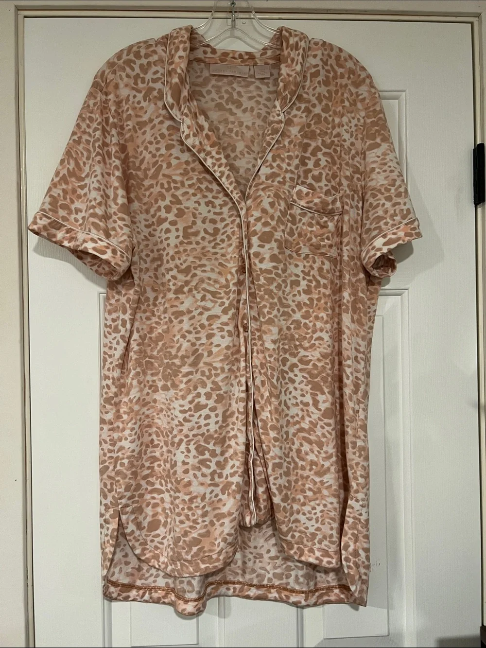 Rachel Parcell Night Sleep Shirt Lounge Button Up Leopard Pink Like New Size L